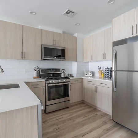 Sun-Kissed 3Br Loft With Patio Minutes To Nyc Apartment Hoboken Exterior photo