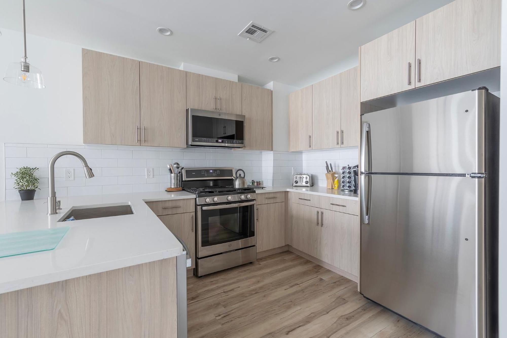 Sun-kissed 3br Loft With Patio Minutes To Nyc * Hoboken